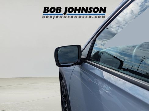 Used 2025 Honda Pilot Black Edition image 28