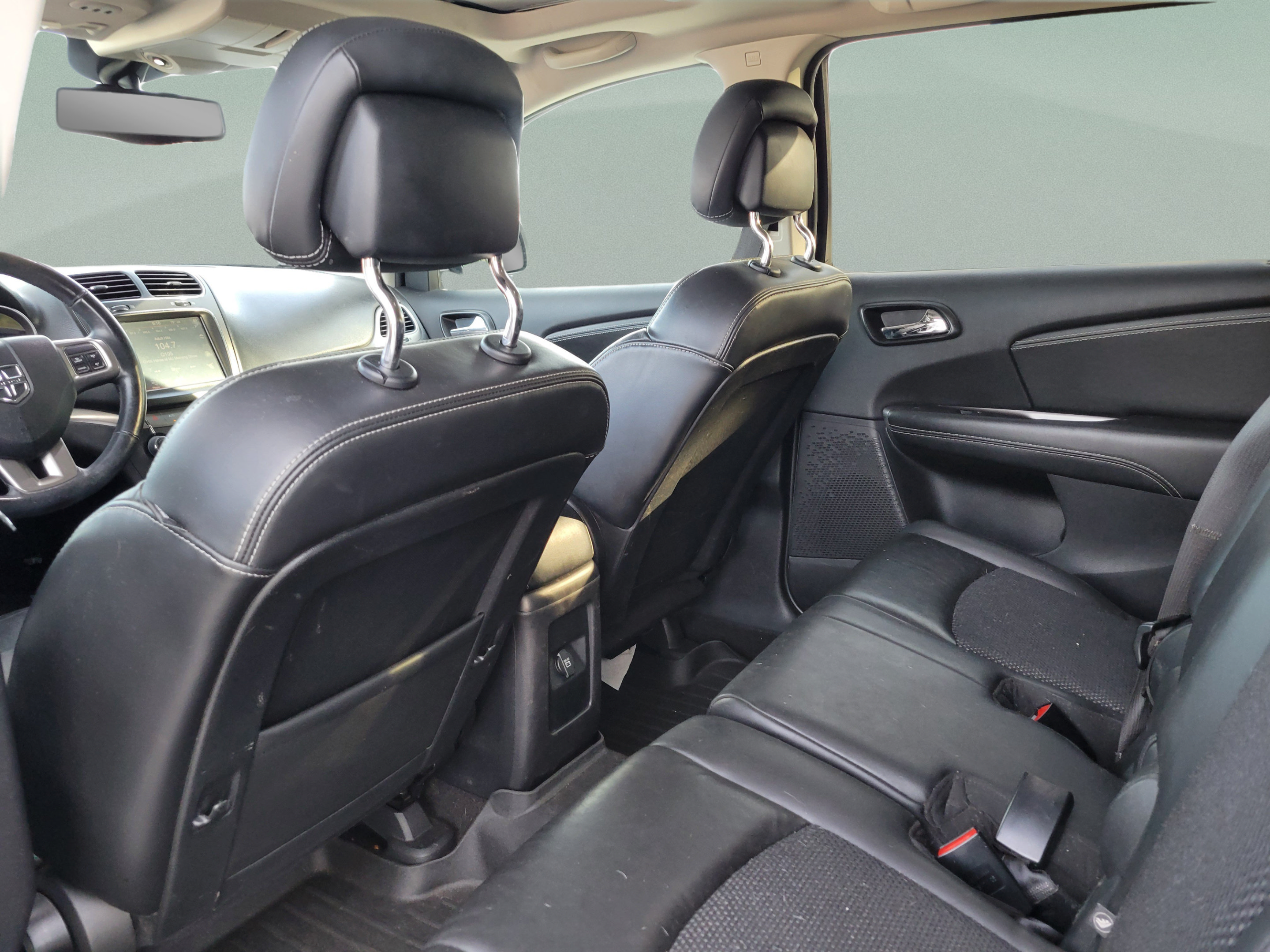 Used 2017 Dodge Journey Crossroad w/ Popular Equipment Group AWD/4WD image 5