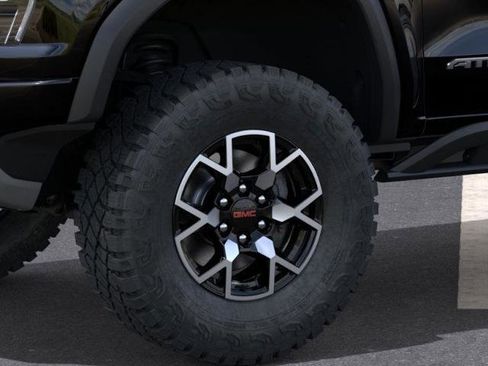 New 2026 GMC Canyon AT4X image 9