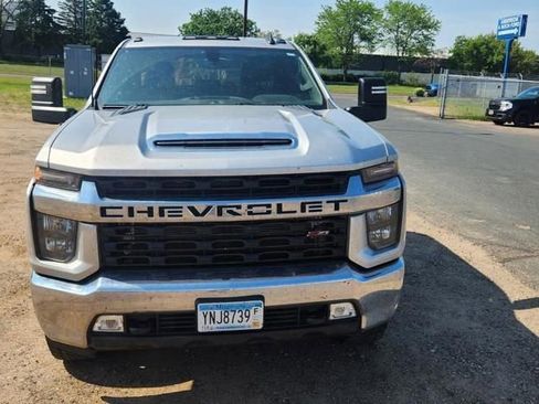 Used 2021 Chevrolet Silverado 3500 LT w/ Convenience Package AWD/4WD image 2