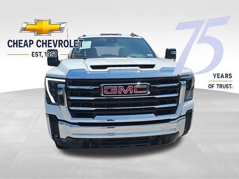 Used 2024 GMC Sierra 3500 SLE w/ SLE Convenience Package AWD/4WD image 8
