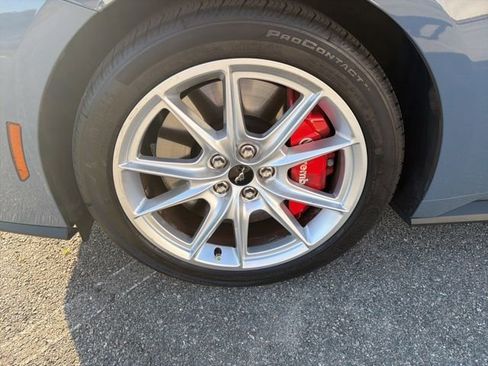 Used 2024 Ford Mustang GT Premium image 9