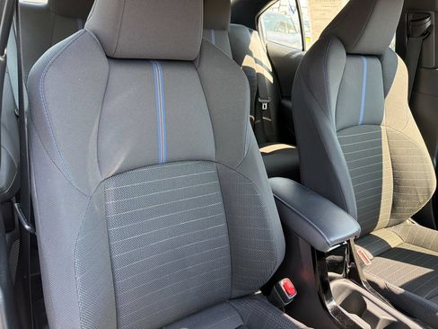 Used 2022 Toyota Corolla SE FWD image 28