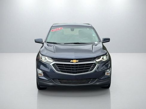 Used 2019 Chevrolet Equinox LT FWD image 2