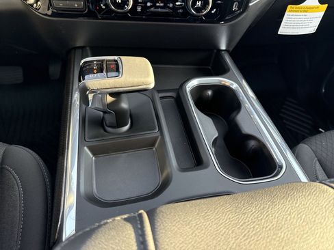 New 2026 Chevrolet Silverado 1500 RST w/ Dark Appearance Package image 17