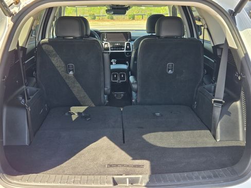 Used 2022 Kia Sorento SX image 18