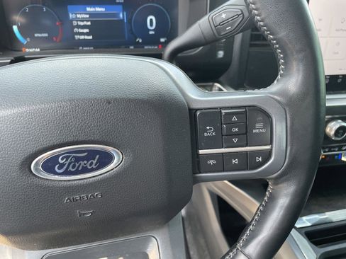 Used 2024 Ford F250 Lariat w/ FX4 Off-Road Package AWD/4WD image 18