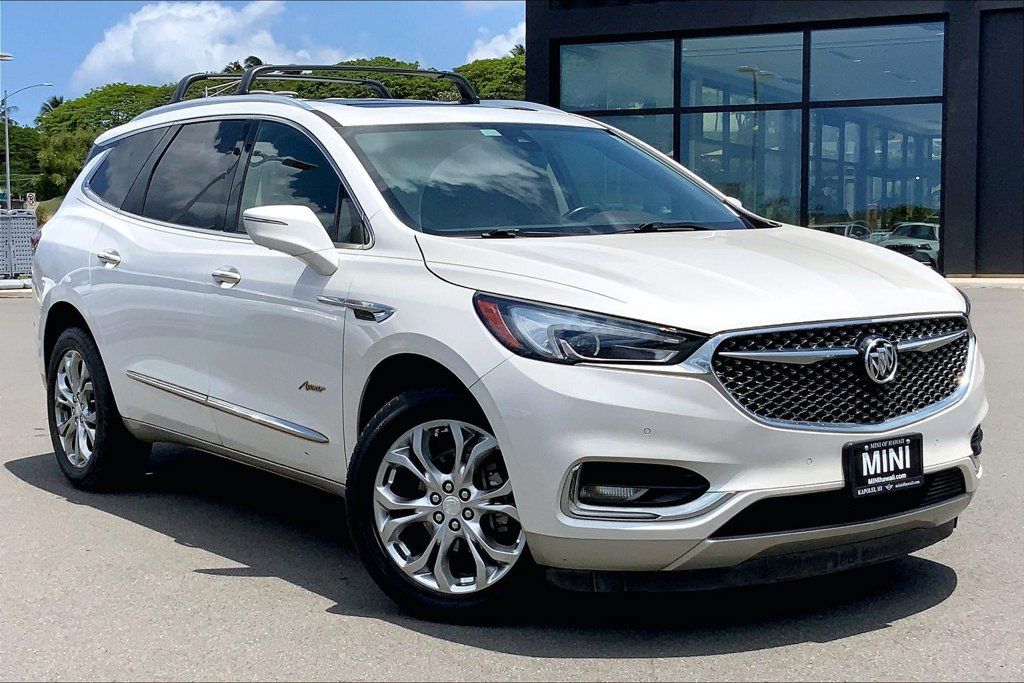 Used 2018 Buick Enclave Avenir w/ Avenir Technology Package FWD image 28