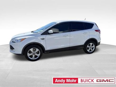 Used 2016 Ford Escape SE w/ SE Cold Weather Package AWD/4WD image 6