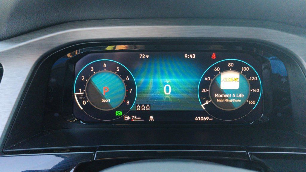 Used 2024 Volkswagen Atlas Cross Sport SE w/ Panoramic Sunroof Package FWD image 30