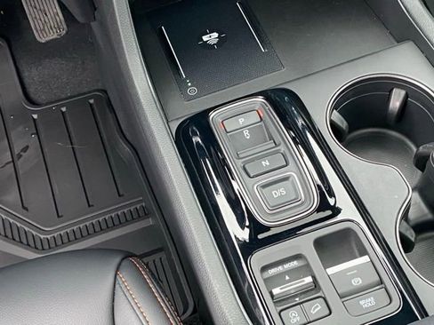 Certified 2025 Honda Pilot TrailSport image 22