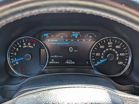 Used 2018 Ford F150 Platinum w/ Equipment Group 701A Luxury AWD/4WD image 11