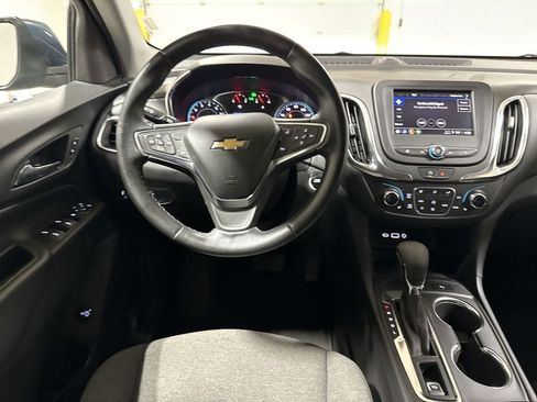 Used 2024 Chevrolet Equinox LT FWD image 11