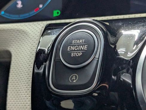 Used 2021 Mercedes-Benz A 220 image 22