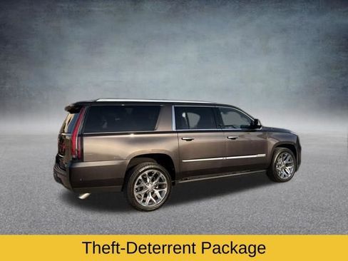 Used 2017 Cadillac Escalade ESV Premium Luxury image 6