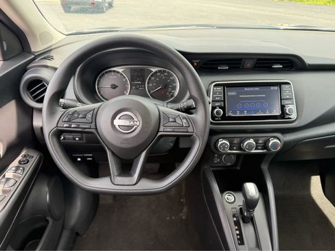 Used 2025 Nissan Kicks Play S FWD image 15