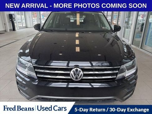 Used 2020 Volkswagen Tiguan SEL image 2