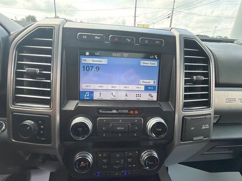 Used 2019 Ford F450 Platinum w/ Platinum Ultimate Package AWD/4WD image 29