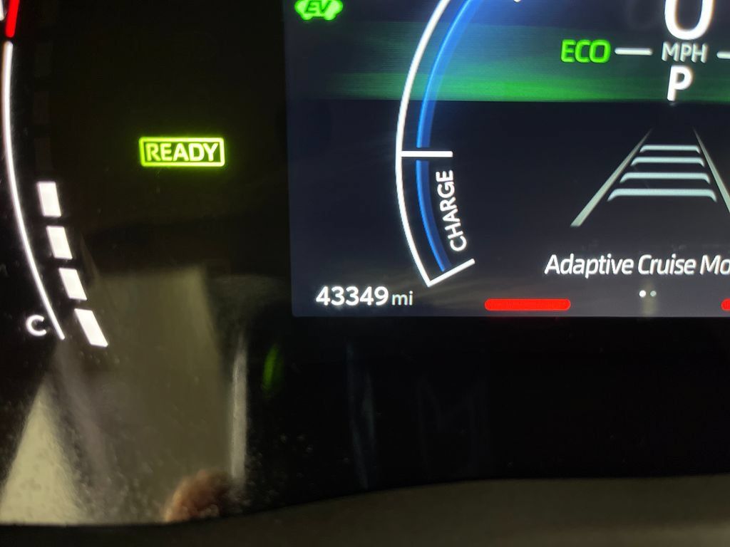 Used 2025 Toyota Camry LE w/ Convenience Package AWD/4WD image 19