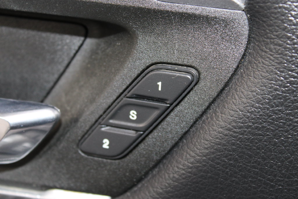 Used 2022 RAM 1500 Laramie AWD/4WD image 26