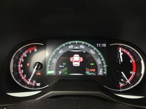 Used 2025 Toyota RAV4 XLE w/ Convenience Package FWD image 8
