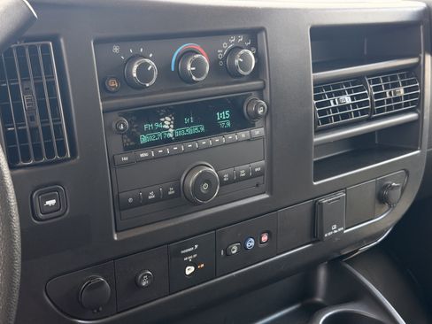 Used 2025 GMC Savana 2500 w/ Driver Convenience Package RWD image 23