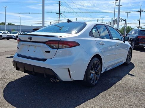 Used 2025 Toyota Corolla XSE FWD image 26