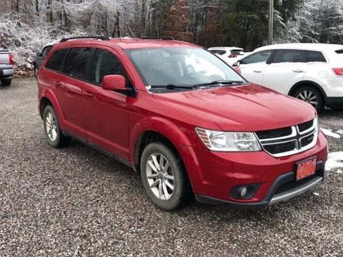 Used 2015 Dodge Journey SXT w/ Flexible Seating Group image 1