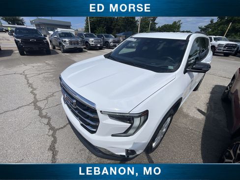 Certified 2026 GMC Acadia Elevation w/ Elevation Premium Package FWD image 19
