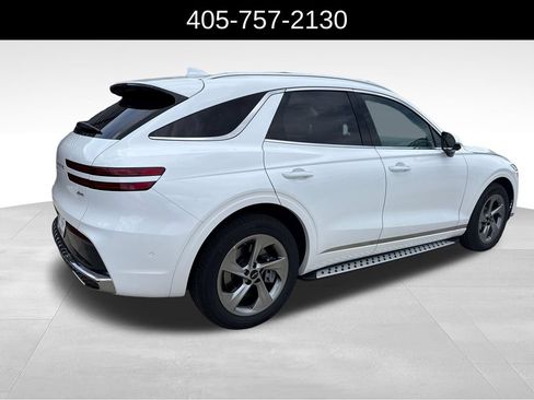 Used 2026 Genesis GV70 2.5T Advanced AWD/4WD image 5