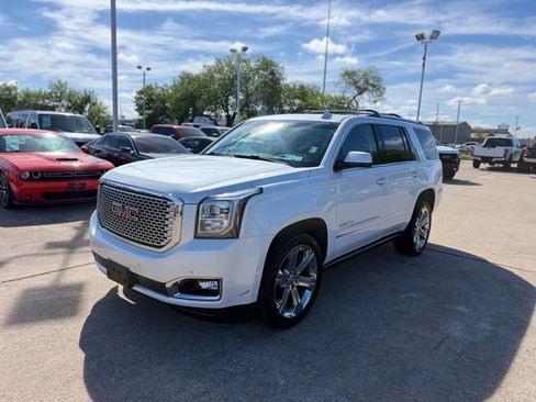 Used 2017 GMC Yukon Denali w/ Open Road Package image 1