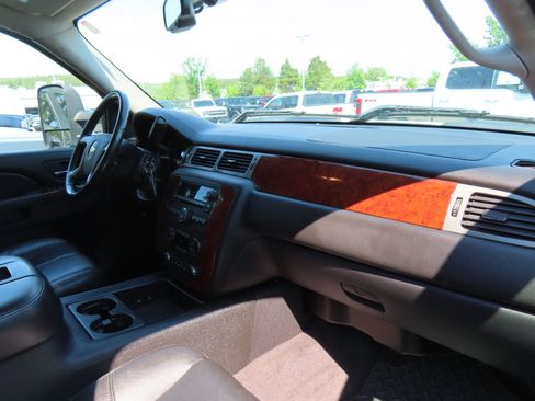Used 2011 Chevrolet Silverado 3500 LTZ w/ LTZ Plus Package AWD/4WD image 18