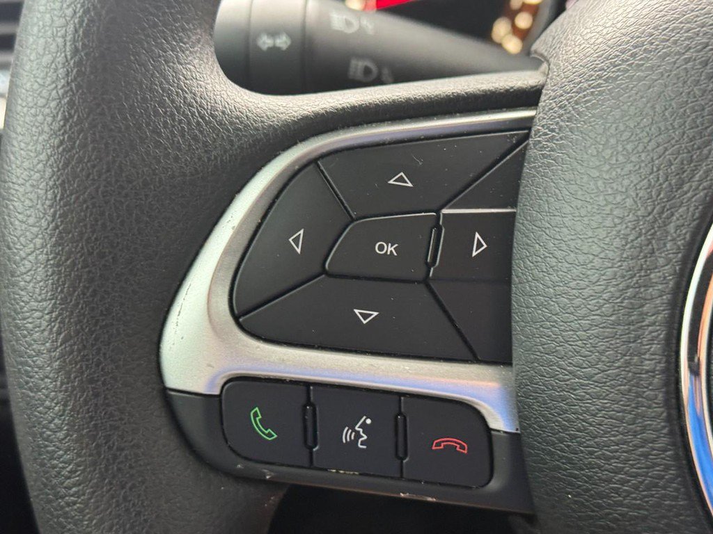 Used 2021 Jeep Renegade Sport AWD/4WD image 18