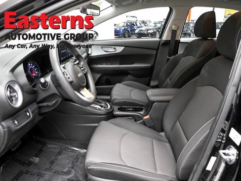 Used 2024 Kia Forte LXS FWD image 13