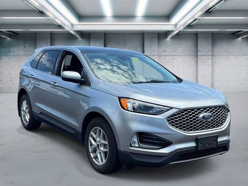 Used 2023 Ford Edge SEL w/ Convenience Package AWD/4WD image 2