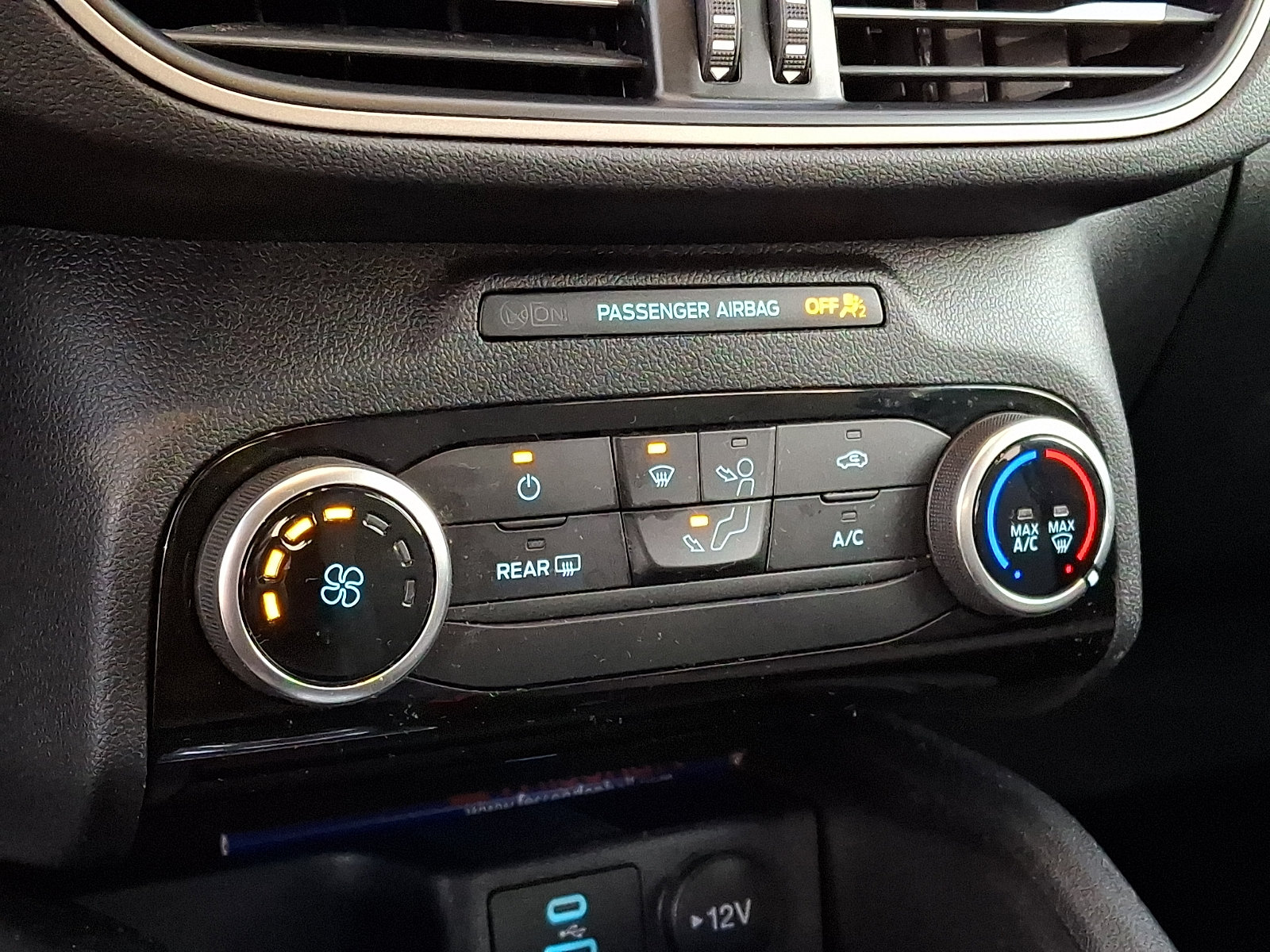 Certified 2022 Ford Escape SE AWD/4WD image 17