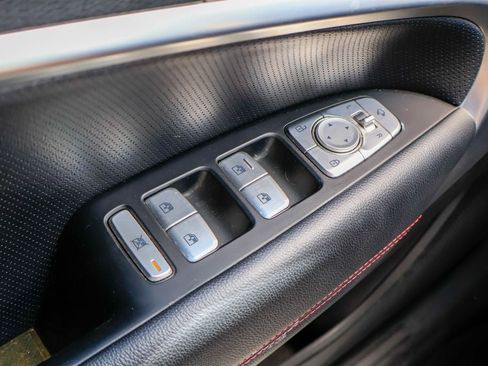 Used 2023 Genesis G70 2.0T w/ Sport Prestige Package RWD image 17