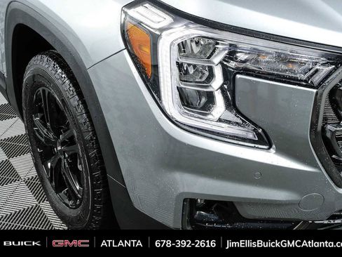 Certified 2023 GMC Terrain AT4 w/ Tech Package AWD/4WD image 35