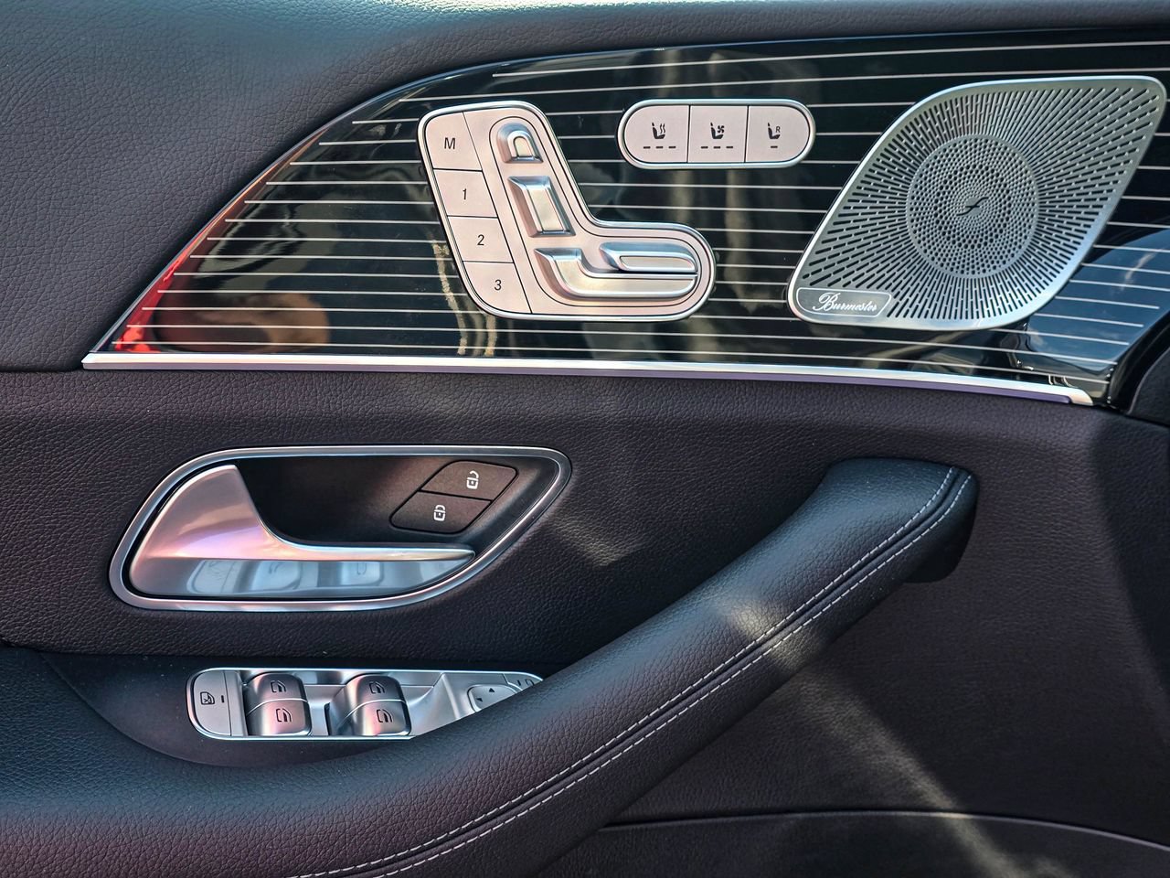 New 2026 Mercedes-Benz GLE 450 4MATIC Coupe image 12