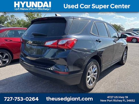 Used 2020 Chevrolet Equinox LS FWD image 3