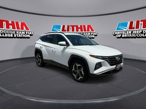 Used 2023 Hyundai Tucson SEL w/ Convenience Package AWD/4WD image 2