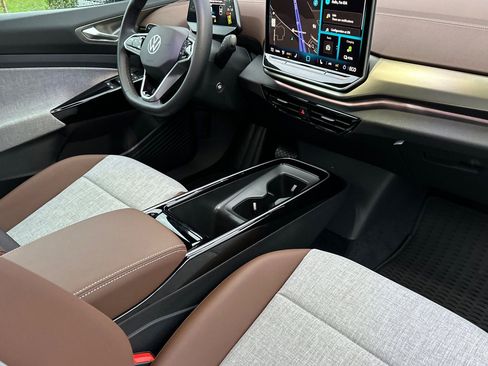 New 2026 Volkswagen ID.4 Pro AWD/4WD image 15