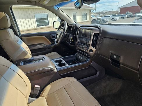 Used 2017 GMC Sierra 1500 Denali w/ Denali Ultimate Package image 22