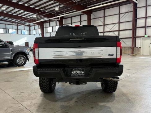 Used 2017 Ford F350 Platinum w/ Platinum Ultimate Package image 9
