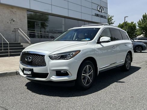 Used 2017 INFINITI QX60 Luxe w/ Premium Plus Package AWD/4WD image 1