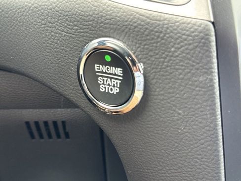 New 2024 Ford Edge SE w/ Black Appearance Package image 23