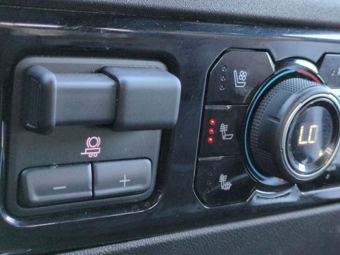 Used 2025 Chevrolet Silverado 2500 High Country w/ Technology Package image 29