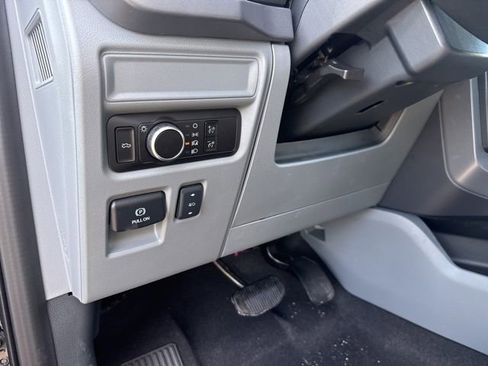 New 2025 Ford F150 Lightning XLT image 10