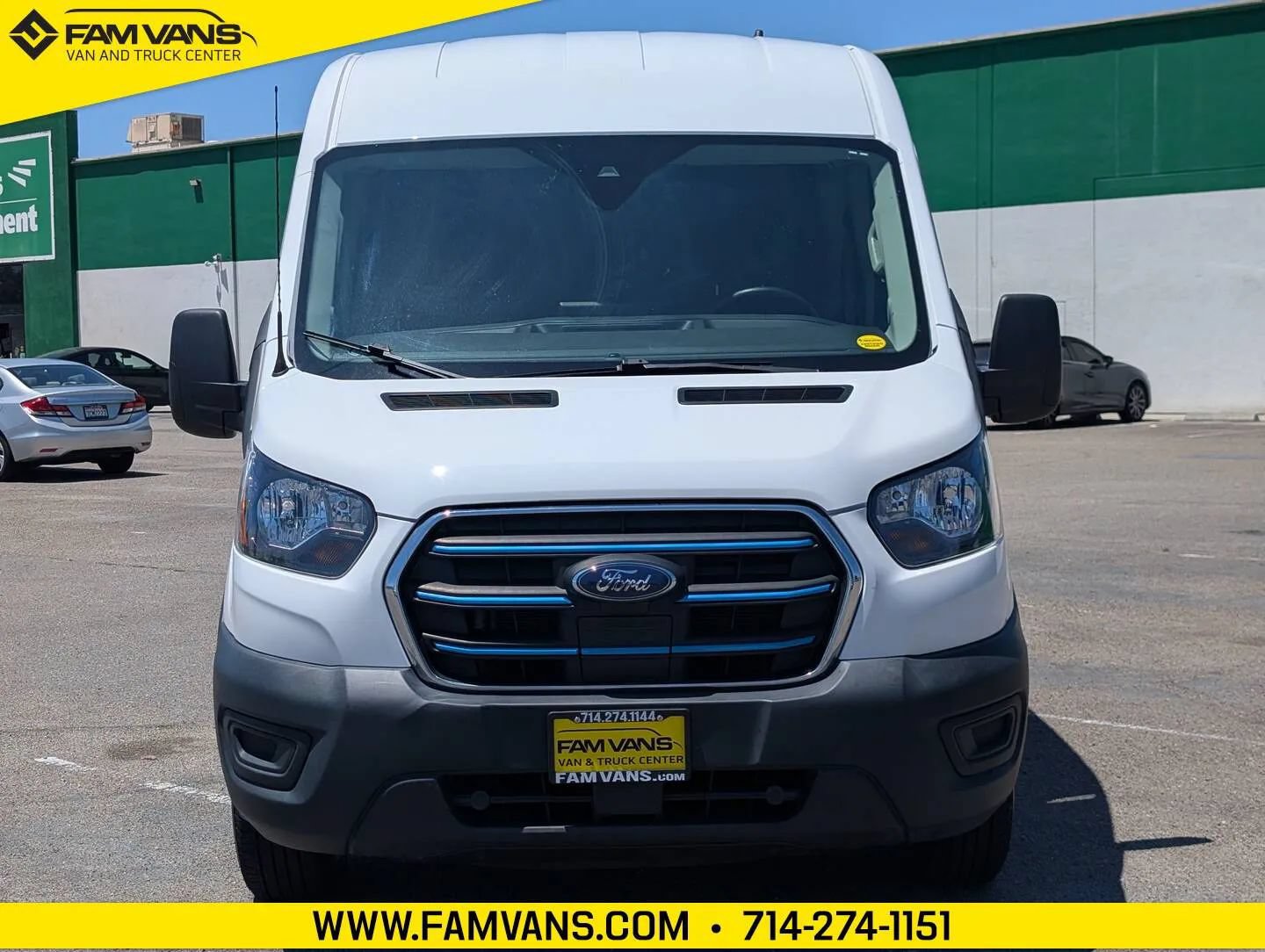 Used 2023 Ford E-Transit Medium Roof RWD image 2