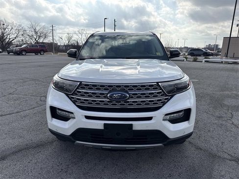 Used 2022 Ford Explorer Limited w/ Equipment Group 301A image 9